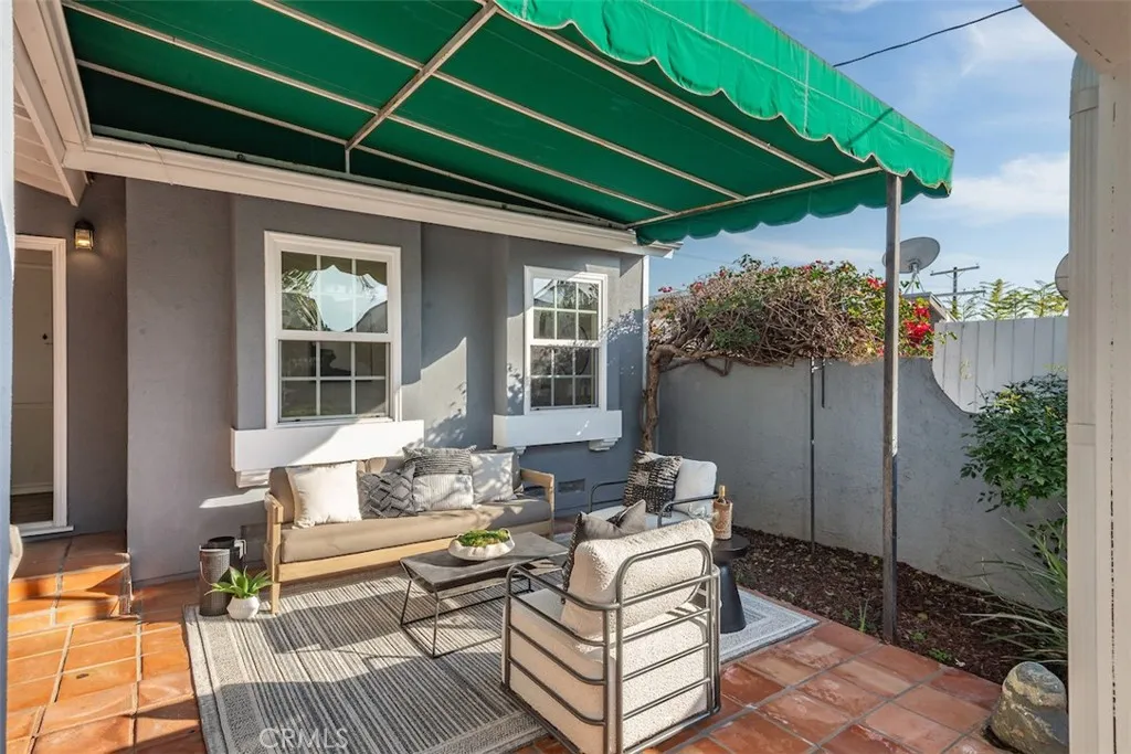 266 Park Avenue, Long Beach, California 90803 home-pic-29