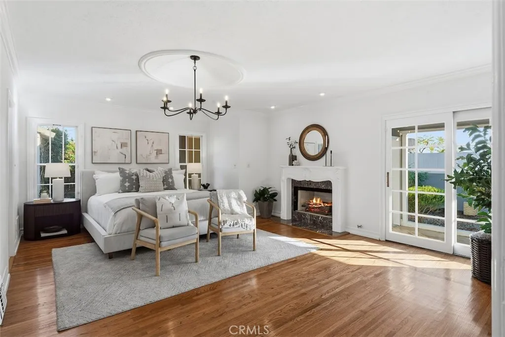 266 Park Avenue, Long Beach, California 90803 home-pic-15