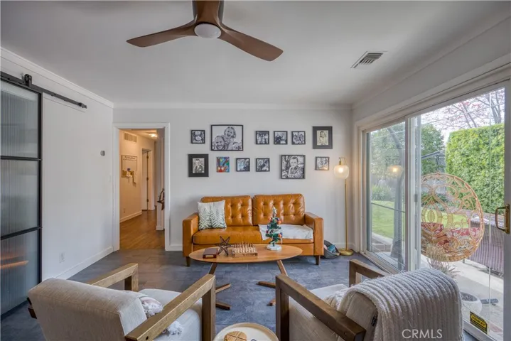 Family room/Dining area