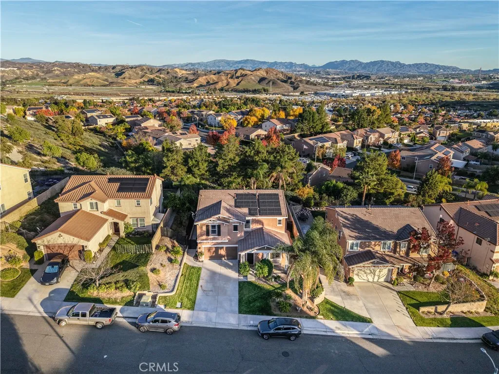 29724 Castlebury, Castaic, California 91384 home-pic-63