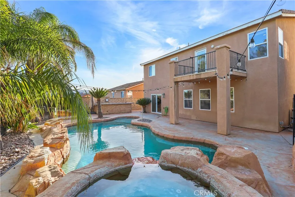 29724 Castlebury, Castaic, California 91384 home-pic-51