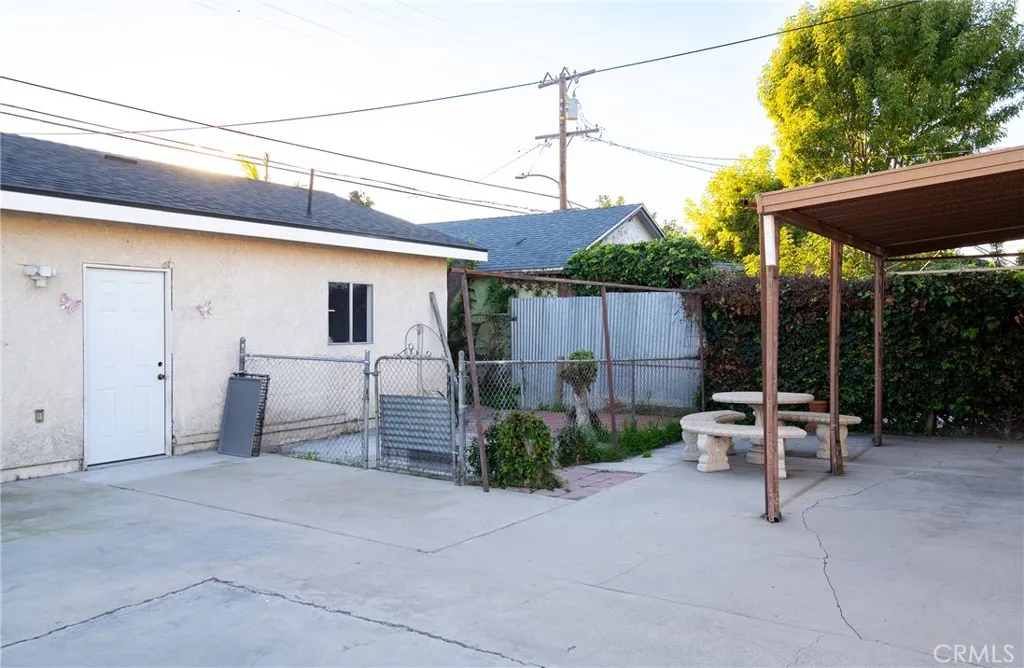 3980 Platt, Lynwood, California 90262 home-pic-6