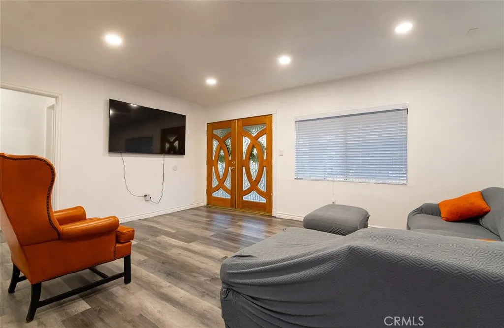 3980 Platt, Lynwood, California 90262 home-pic-8
