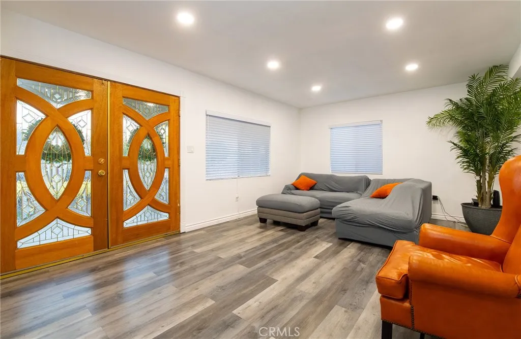 3980 Platt, Lynwood, California 90262 home-pic-7