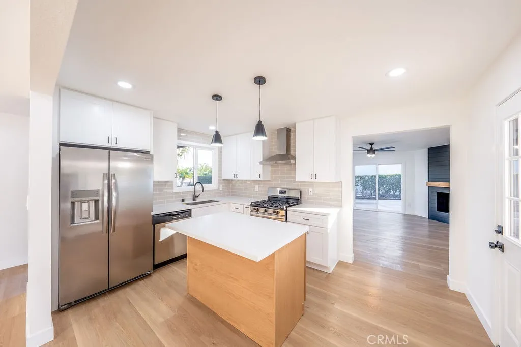 761 S Rosecrest, La Habra, California 90631 home-pic-5