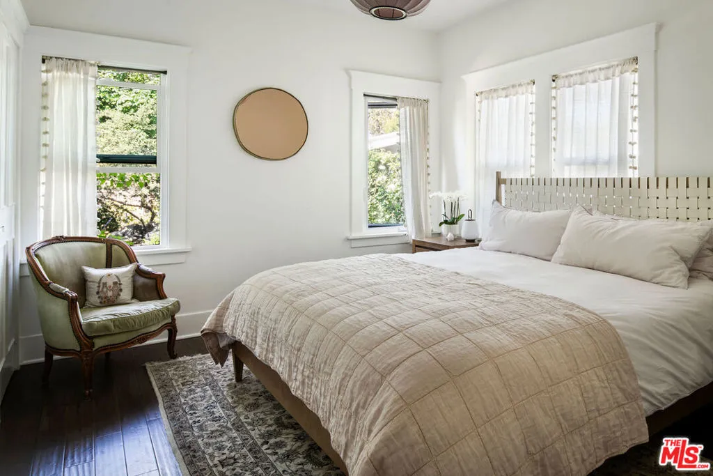 379 N Wilton Place, Los Angeles, California 90004 home-pic-27