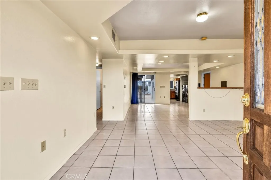 6636 Sahara, 29 Palms, California 92277 home-pic-3