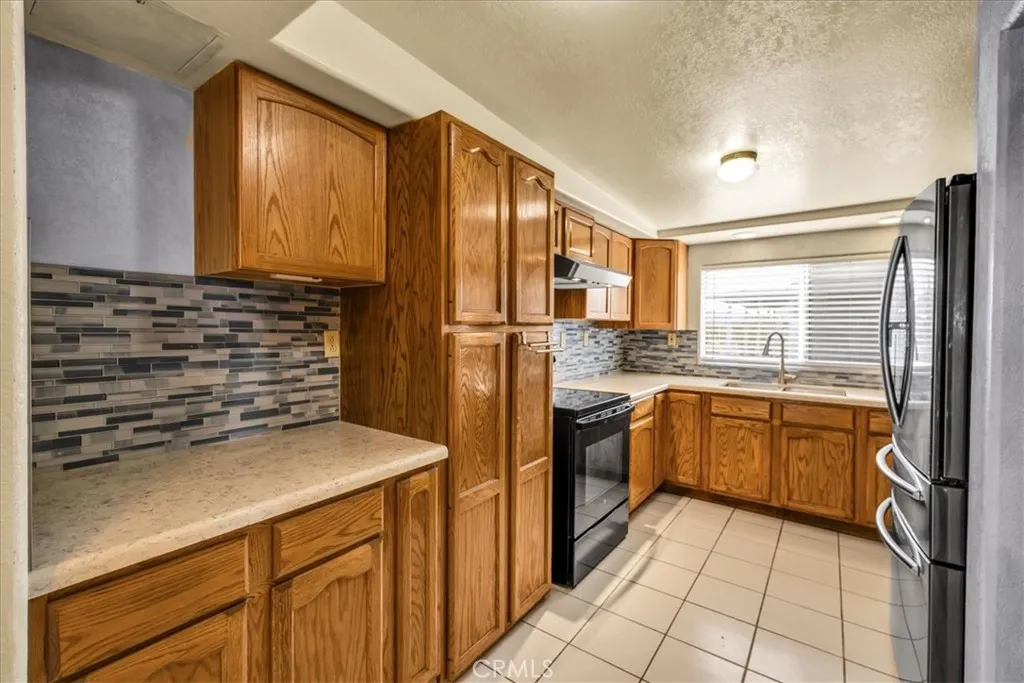 6636 Sahara, 29 Palms, California 92277 home-pic-11