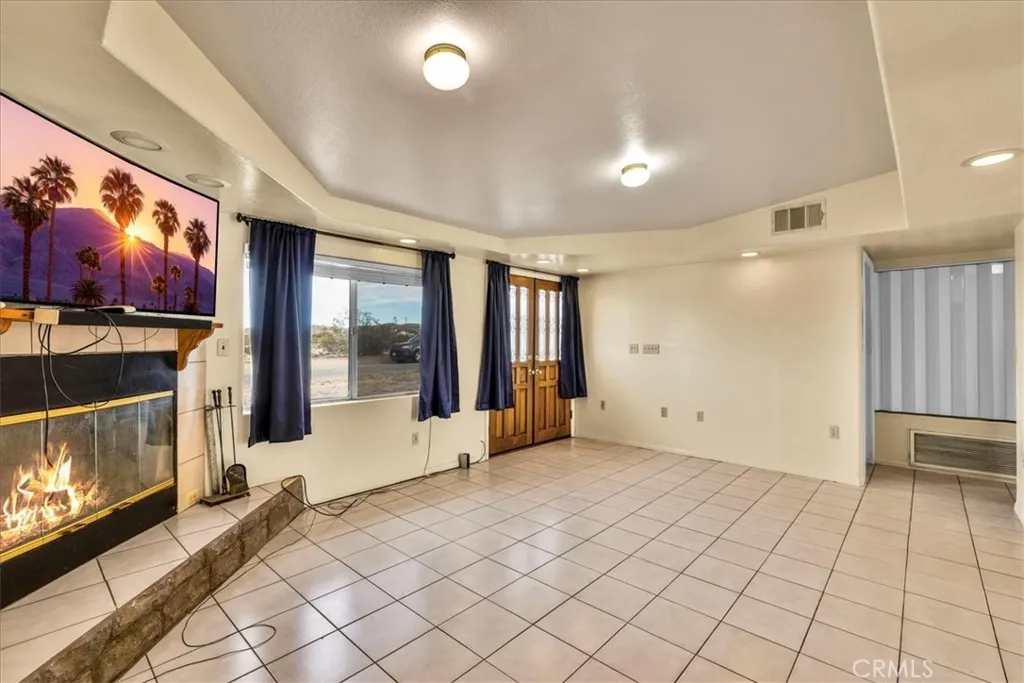 6636 Sahara, 29 Palms, California 92277 home-pic-6