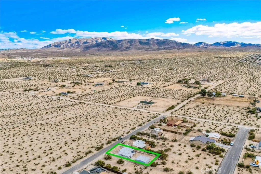 6636 Sahara, 29 Palms, California 92277 home-pic-36