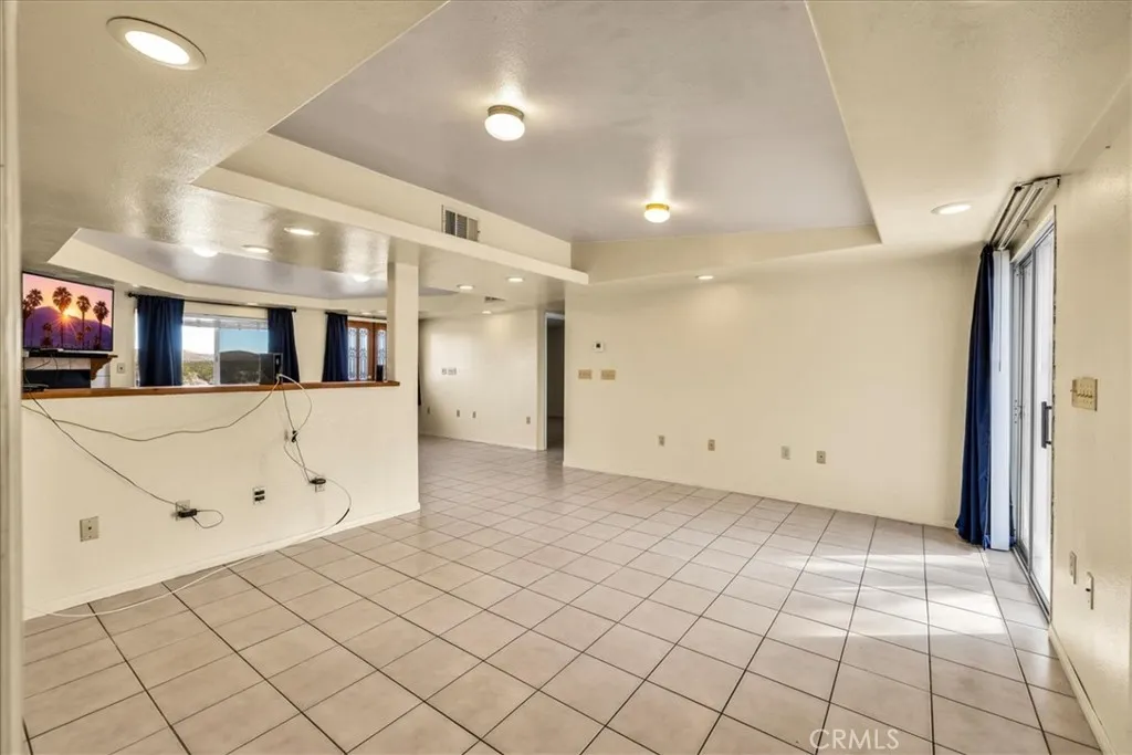 6636 Sahara, 29 Palms, California 92277 home-pic-10