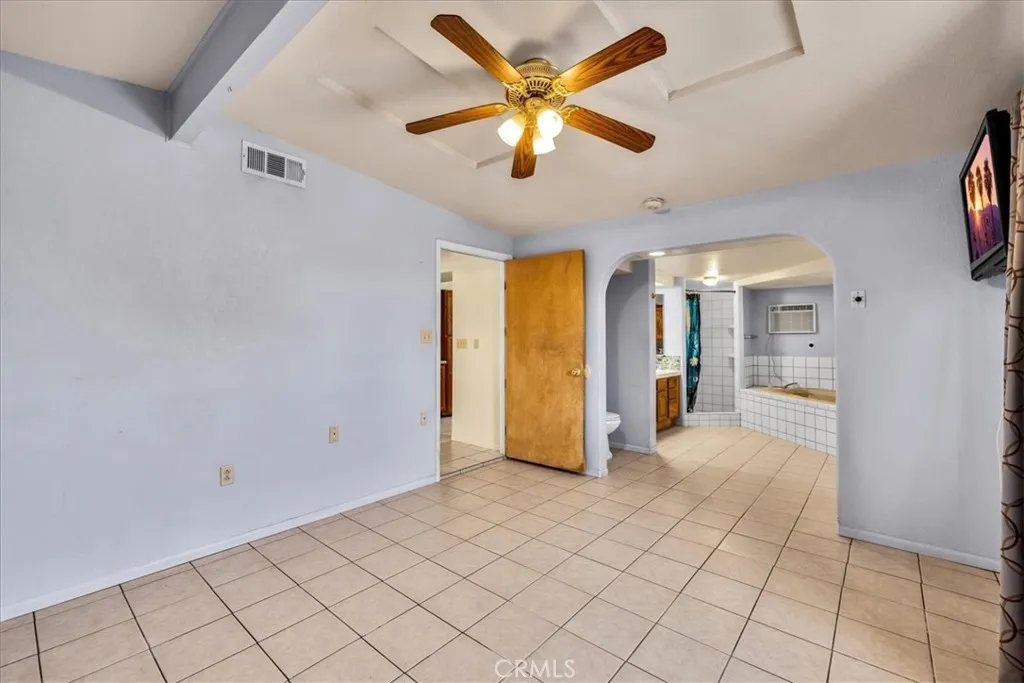 6636 Sahara, 29 Palms, California 92277 home-pic-17