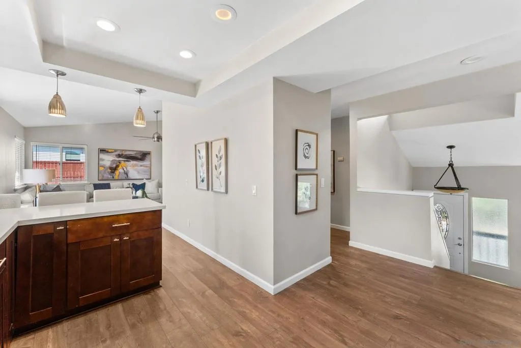 1509 Rimrock Dr, Escondido, California 92027 home-pic-11