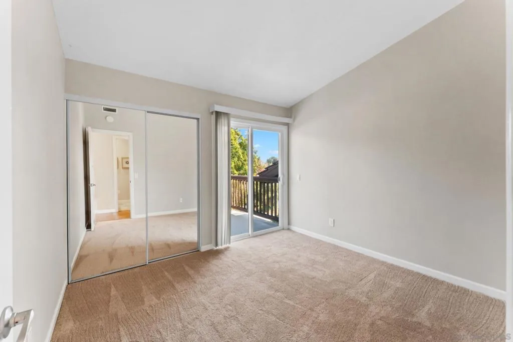 1509 Rimrock Dr, Escondido, California 92027 home-pic-19