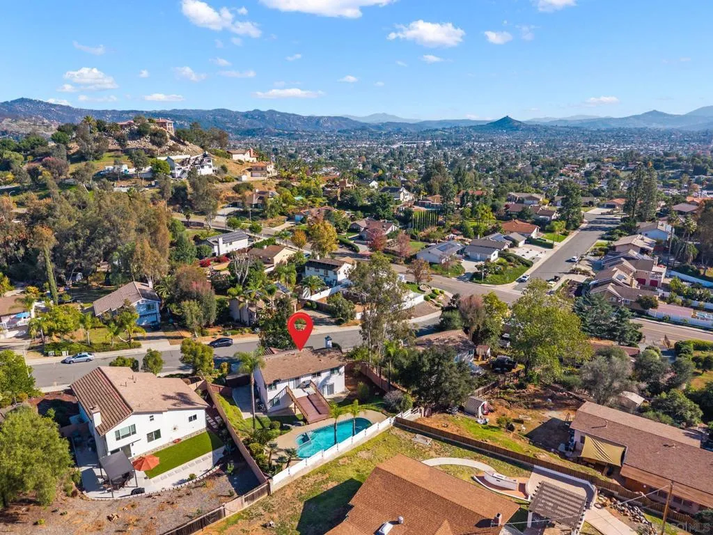 1509 Rimrock Dr, Escondido, California 92027 home-pic-44