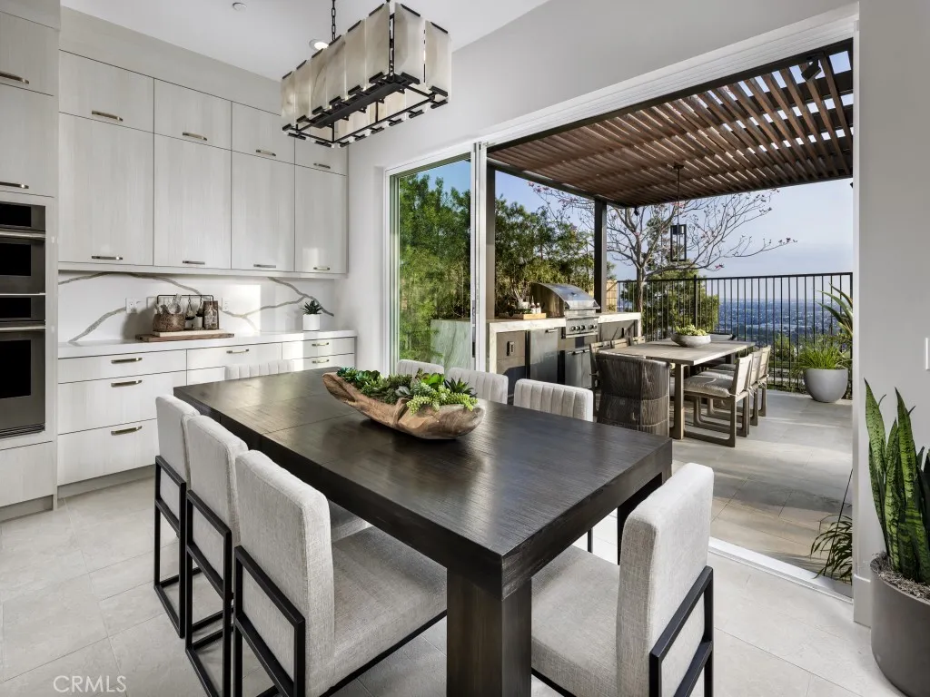 25 Remy Lane, Montebello, California 90640 home-pic-9