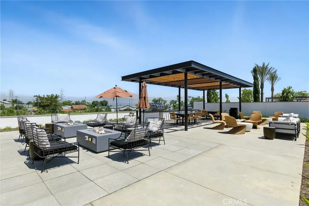 25 Remy Lane, Montebello, California 90640 home-pic-36