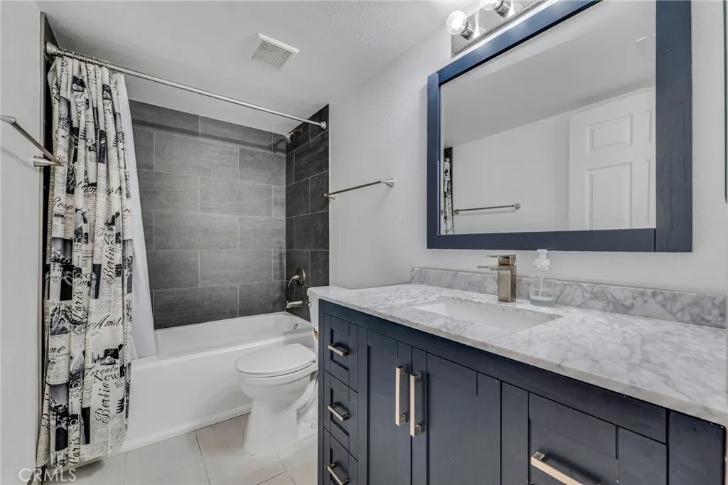 5224 Denny Avenue 209, North Hollywood, California 91601 home-pic-20