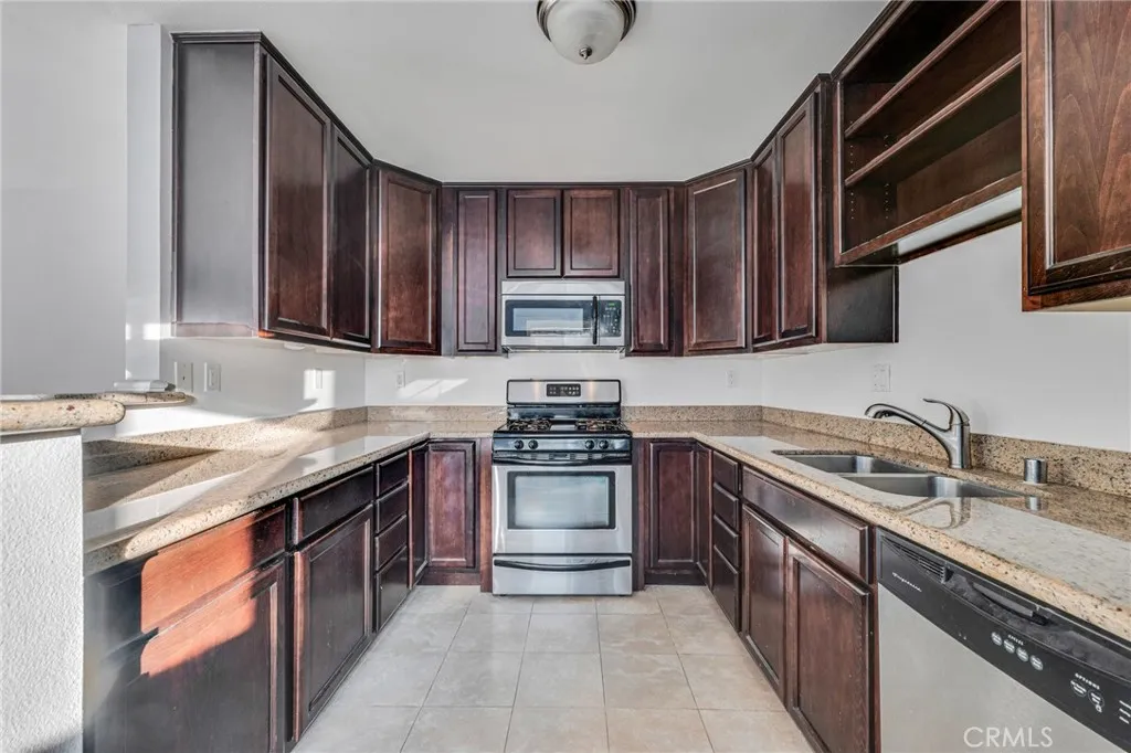 5224 Denny Avenue 209, North Hollywood, California 91601 home-pic-13