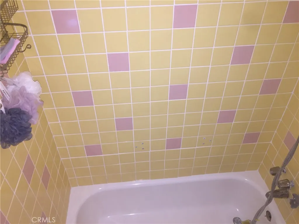 5360 Ithaca Avenue, Los Angeles, California 90032 home-pic-8