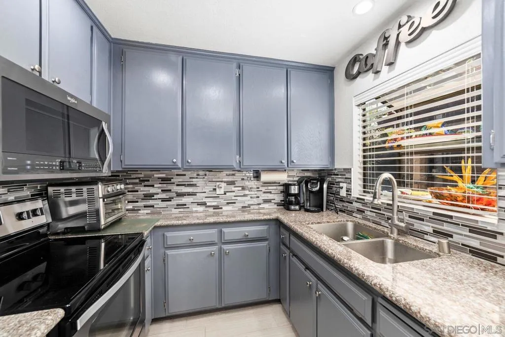 4067 Utah St  home-pic-12