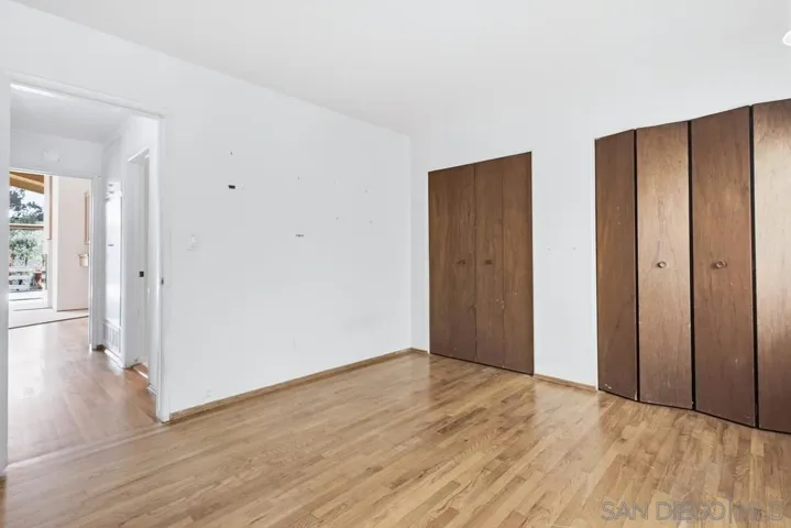6121 La Pintura, La Jolla, California 92037