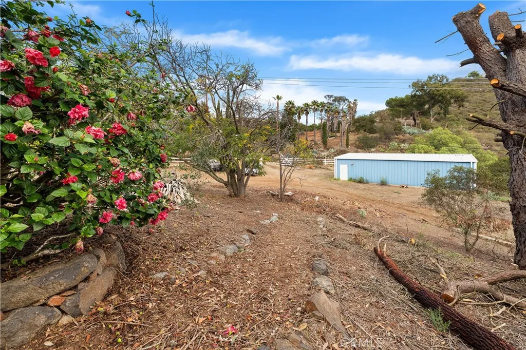 10526 Rainbrook Drive, Fallbrook, California 92028 home-pic-47