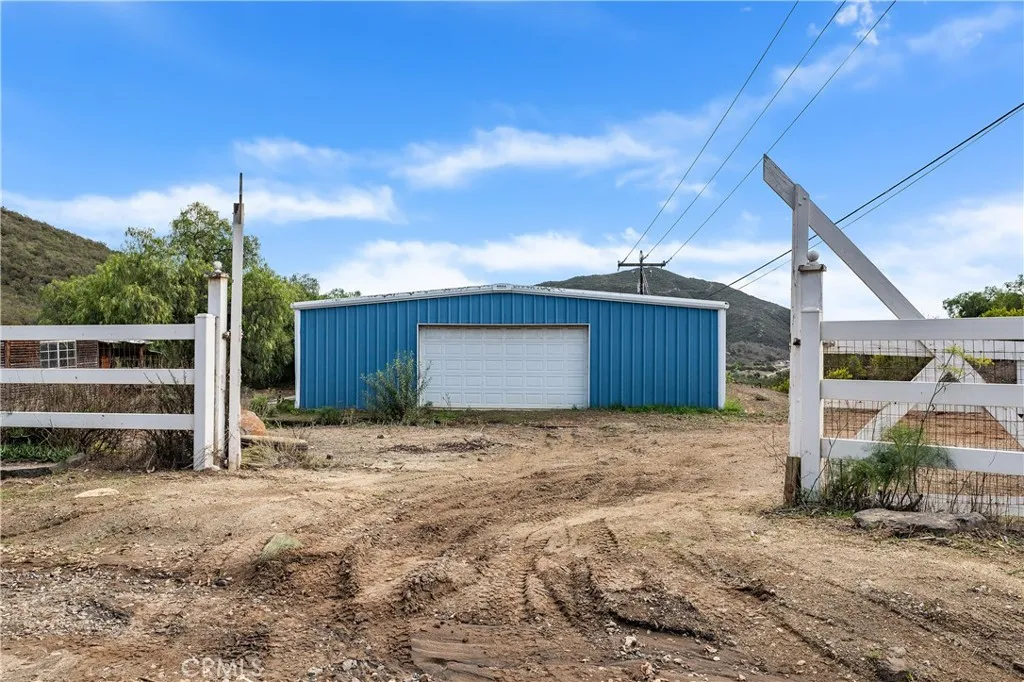10526 Rainbrook Drive, Fallbrook, California 92028 home-pic-49
