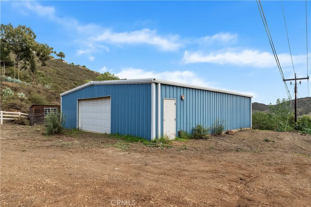 10526 Rainbrook Drive, Fallbrook, California 92028 home-pic-48