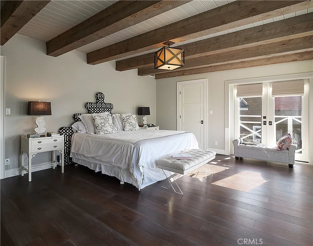 207 S Poinsettia Avenue, Manhattan Beach, California 90266 home-pic-24