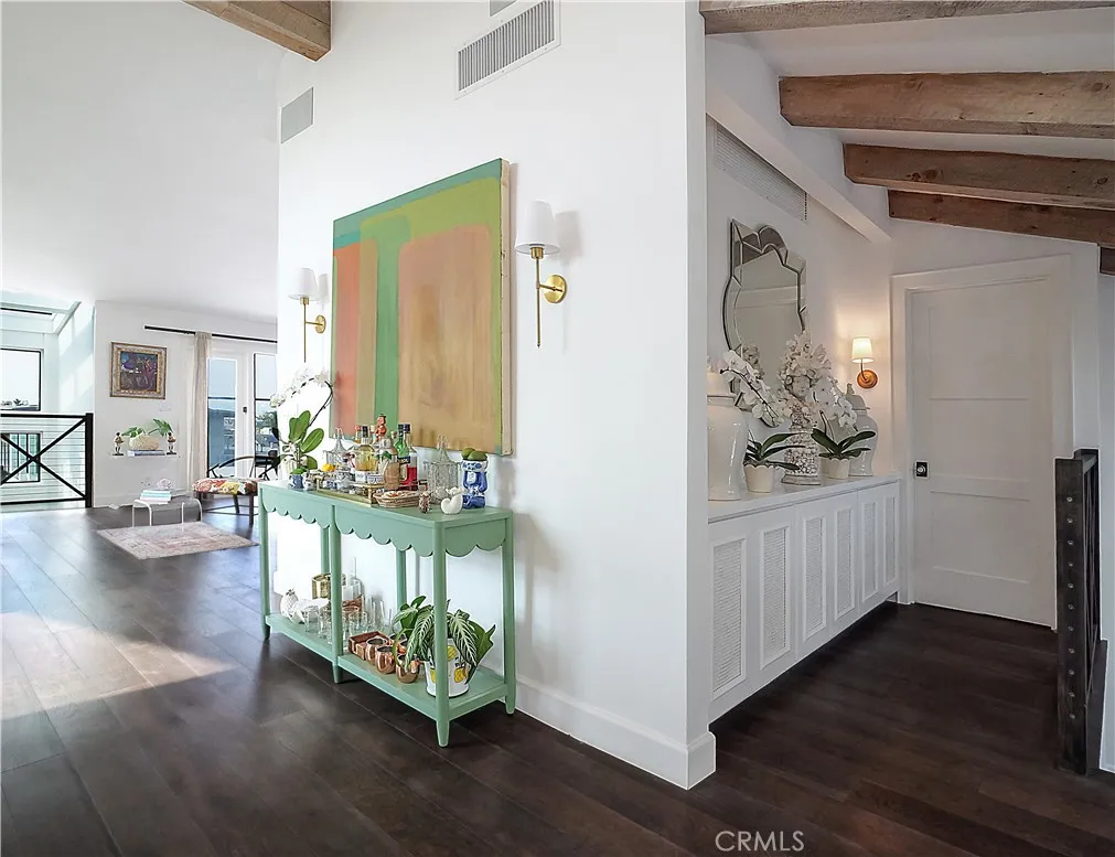 207 S Poinsettia Avenue, Manhattan Beach, California 90266 home-pic-12