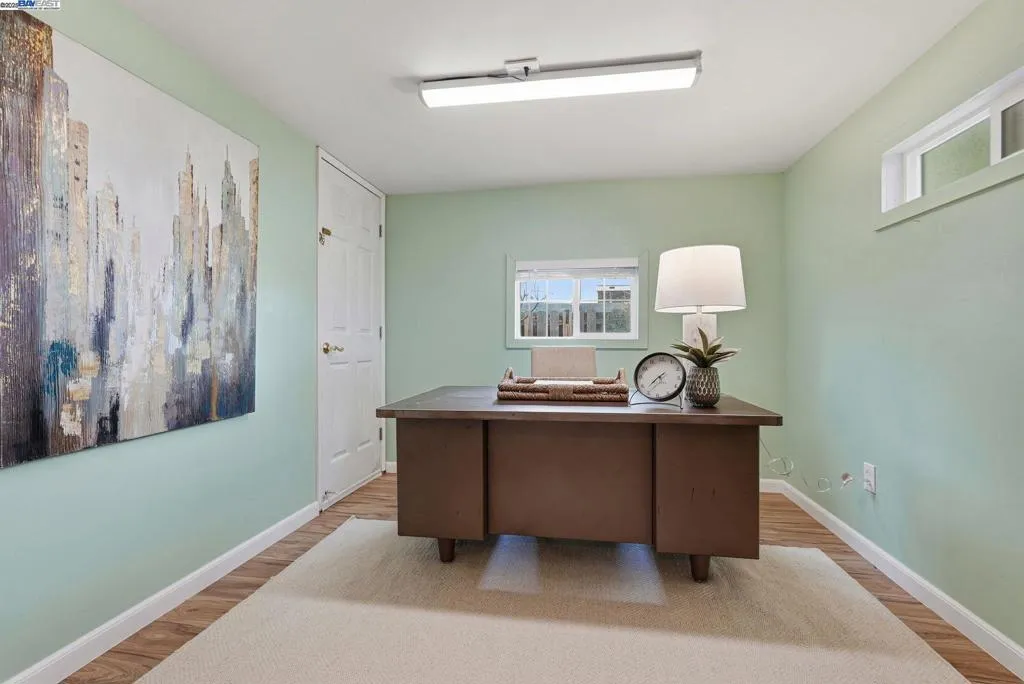 254 Medford Ave, Hayward, California 94541 home-pic-24