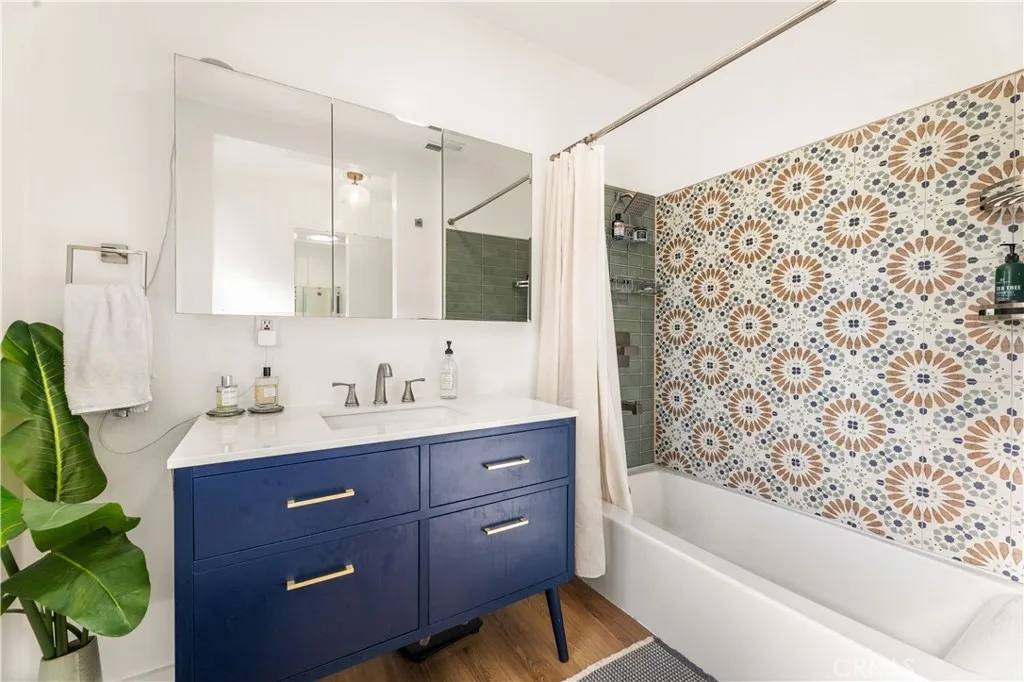 2186 Lime Avenue, Long Beach, California 90806 home-pic-36