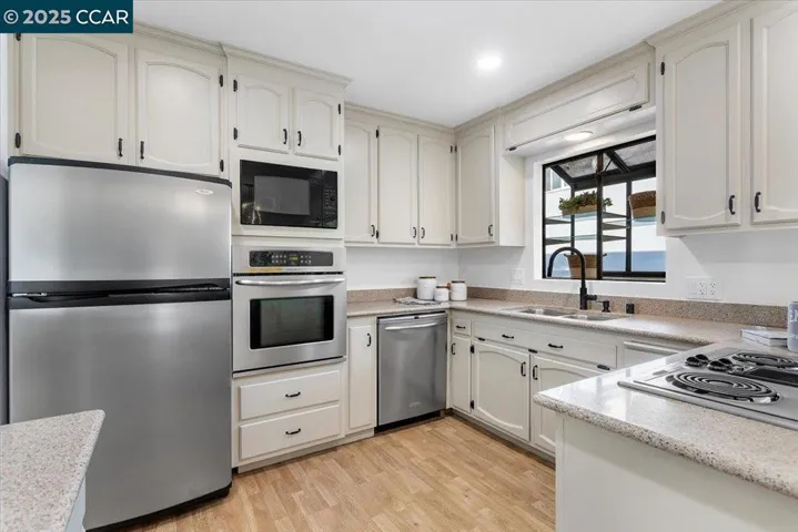 4604 Lawrence Dr, Castro Valley, California 94546