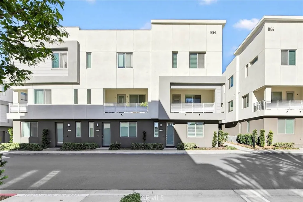 1884 S Westside, Anaheim, California 92805 home-pic-0