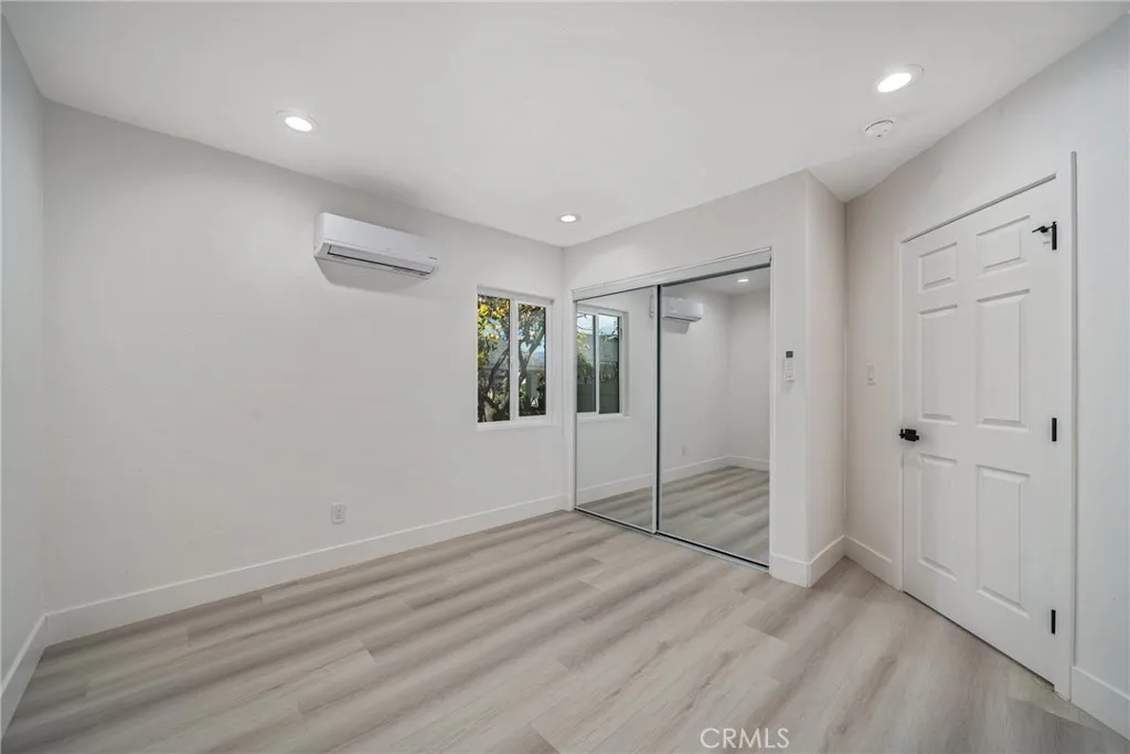 2757 W Rialto, Rialto, California 92376 home-pic-14