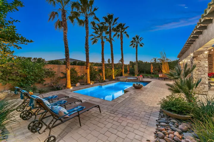 30 POOL MLS