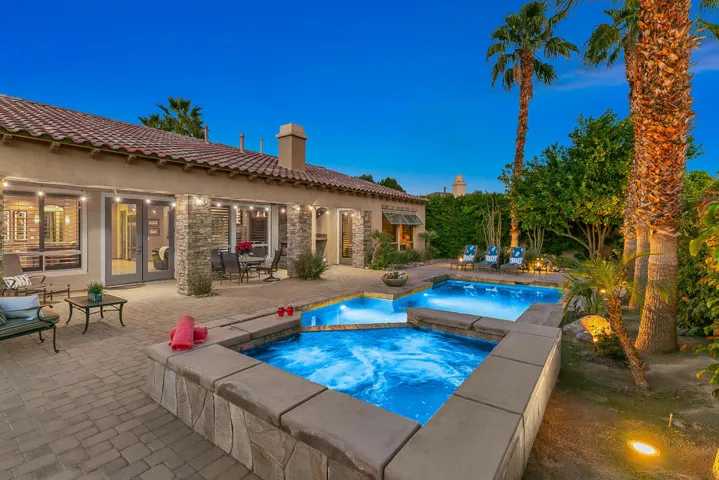 29 SPA POOL MLS