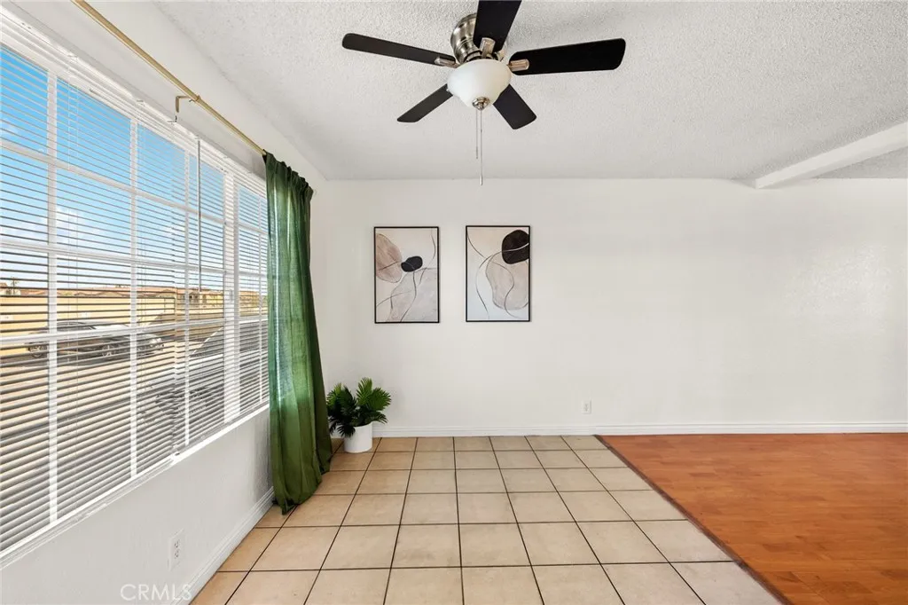 17425 Arrow Bl 8, Fontana, California 92335 home-pic-12