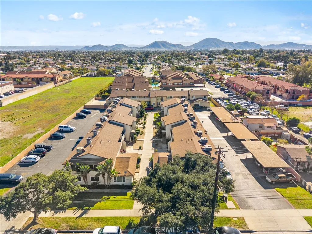 17425 Arrow Bl 8, Fontana, California 92335 home-pic-36