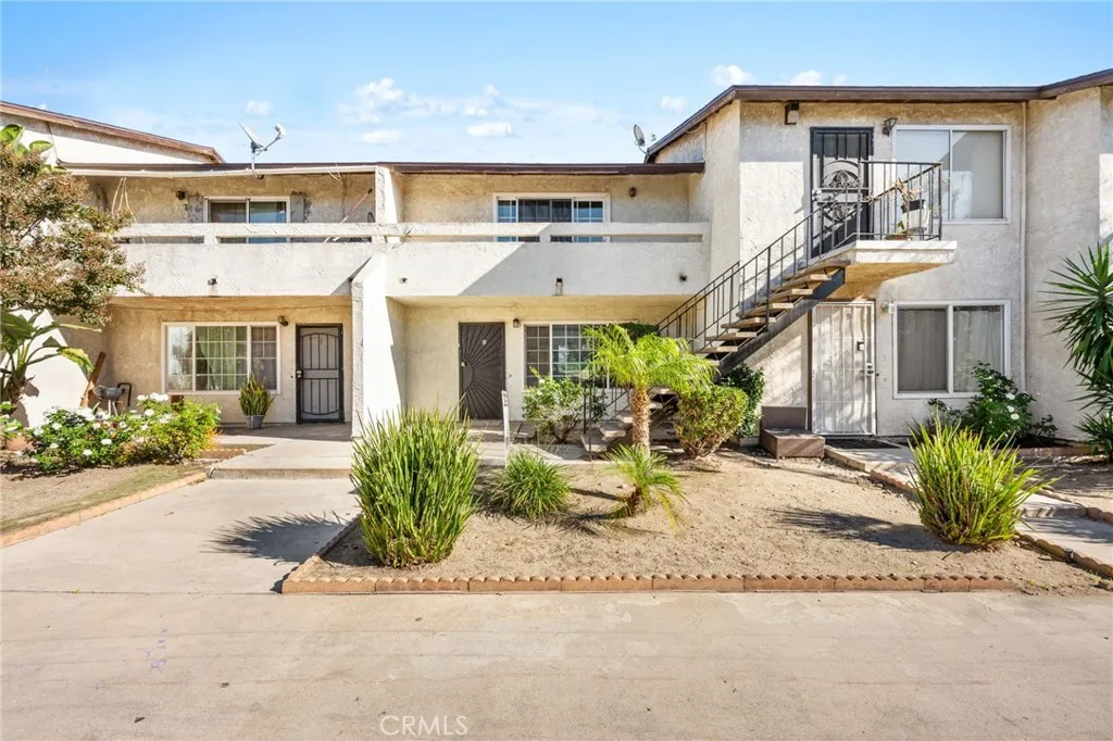 17425 Arrow Bl 8, Fontana, California 92335 home-pic-3