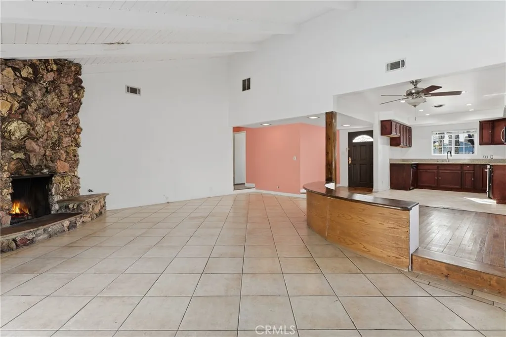 22727 Collins, Woodland Hills, California 91367 home-pic-9