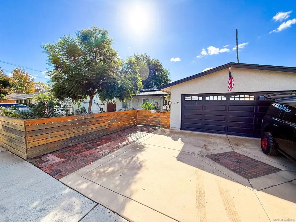 819 N N Rose St, Escondido, California 92027 home-pic-3