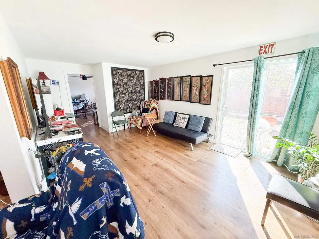 819 N N Rose St, Escondido, California 92027 home-pic-11