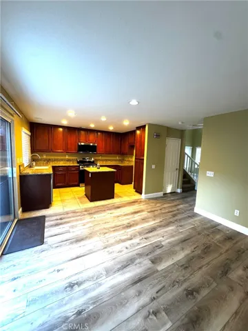 804 Saint James, Corona, California 92882