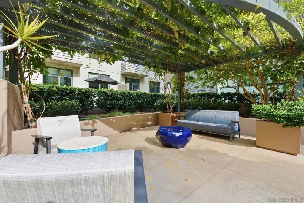 1050 Island Ave 422, San Diego, California 92101 home-pic-28