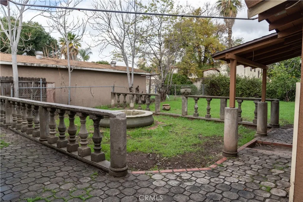 258 W 24th, San Bernardino, California 92405 home-pic-8