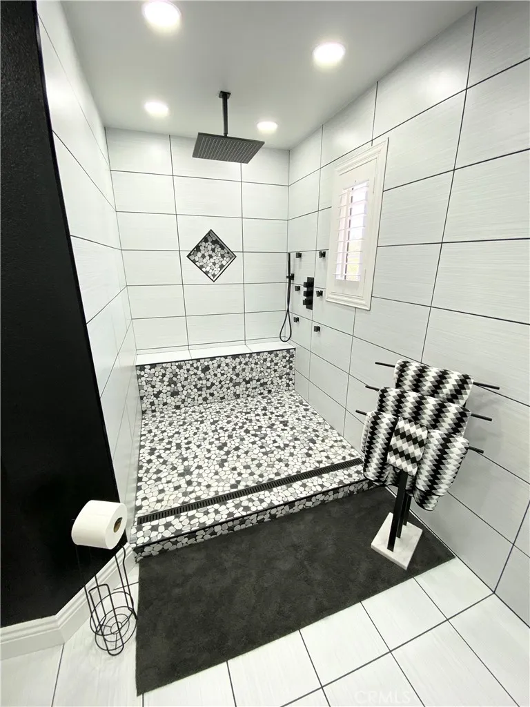 22761 Granite Dome, Canyon Lake, California 92587 home-pic-25