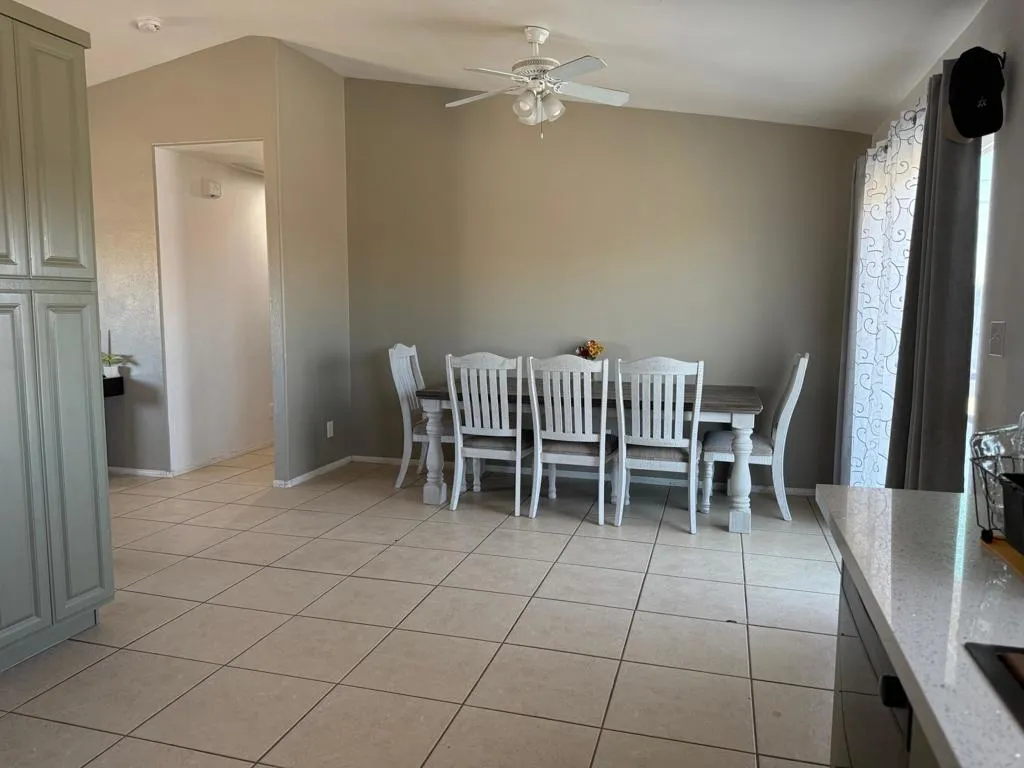 2839 Bach Avenue, Thermal, California 92274 home-pic-5