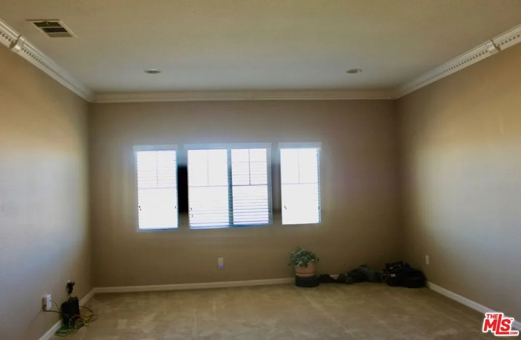 2021 Tangerine Street, Palmdale, California 93551 home-pic-52